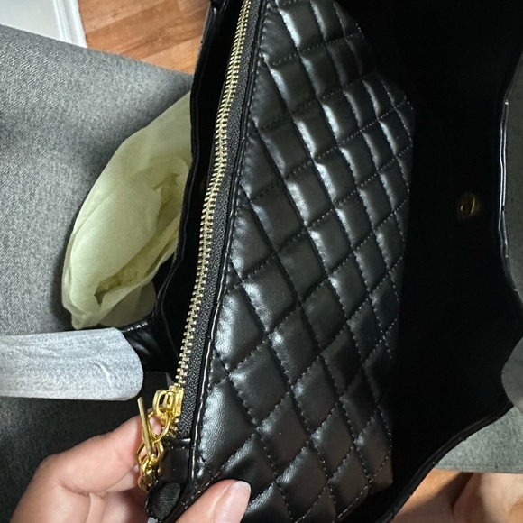 Black Quilted Tote Bag - Picture 5 of 5